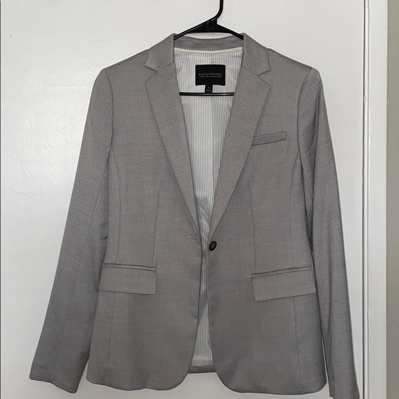 BRAND NEW Banana Republic Grey Long & Lean Blazer - Picture 1 of 4
